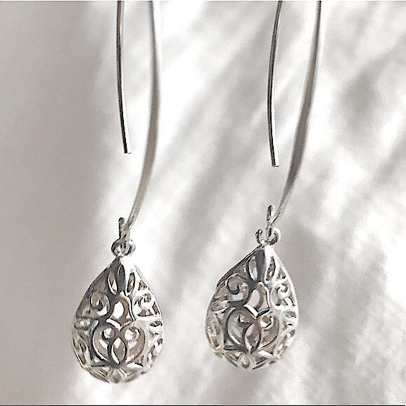 VINTAGE Sterling Silver Drop Filigree Scroll Cutout Dangle Earrings - Picture 3 of 7